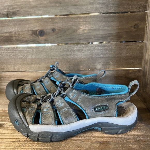 Womens Keen Newport H2 Gray Leather Outdoor Hiking Shoes‎ Sandals Size 6 M GUC - Picture 2 of 6